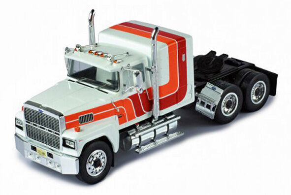 ford-ltl9000-1978-prime-mover-with-sleeper-cab-collector-models