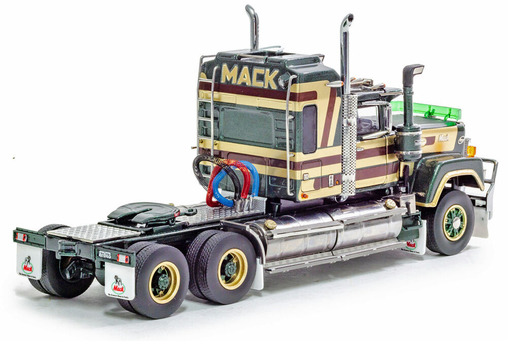 MACK BI-CENTENNIAL SUPERLINER Burke & Wills SOLD OUT | Collector Models